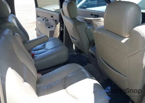 2004 GMC Yukon Xl 1500 Slt из США, поврежденный, VIN 3GKFK16T14G273434